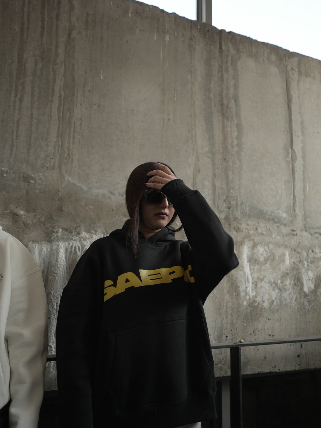SURREAL HOODIE BLACK - SAEPIO