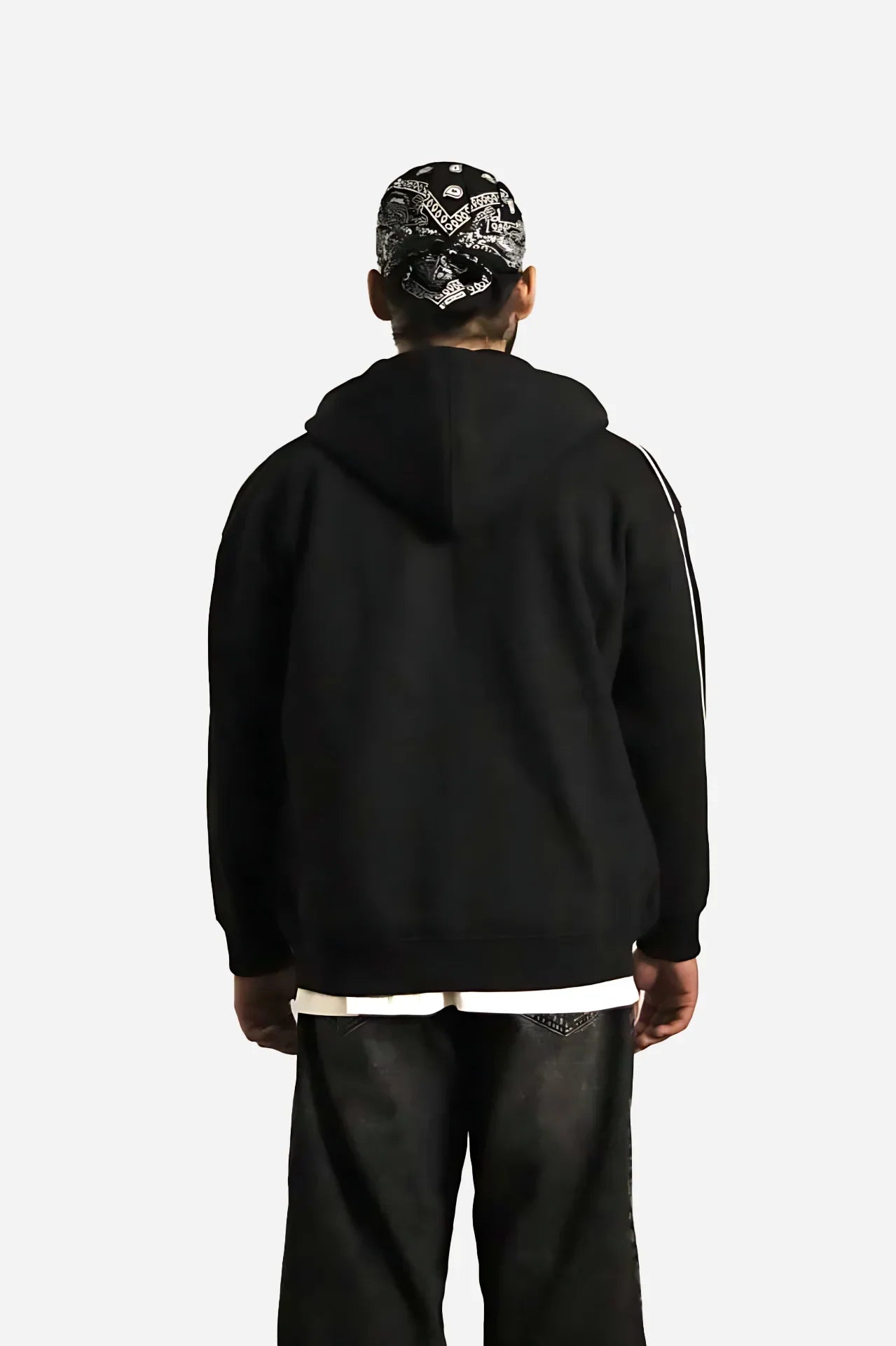 EMBLEM ZIPPER BLACK
